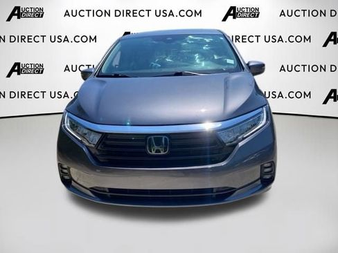 Used 2024 Honda Odyssey EX-L image 2