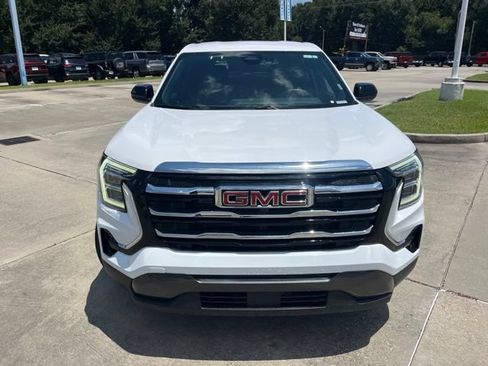 Used 2025 GMC Terrain Elevation AWD/4WD image 11