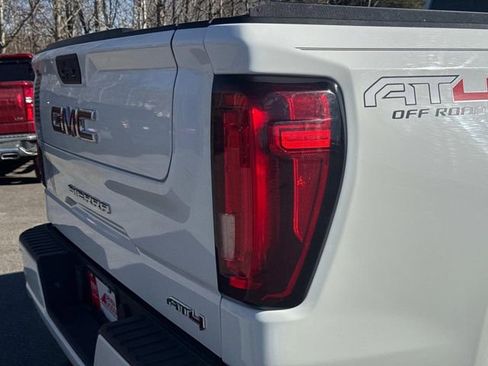 Used 2019 GMC Sierra 1500 AT4 w/ Technology Package image 12