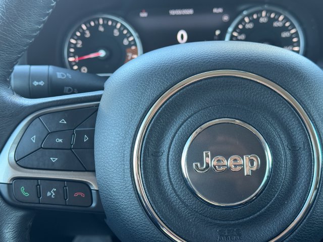 Certified 2022 Jeep Renegade Latitude w/ Convenience Group AWD/4WD image 24