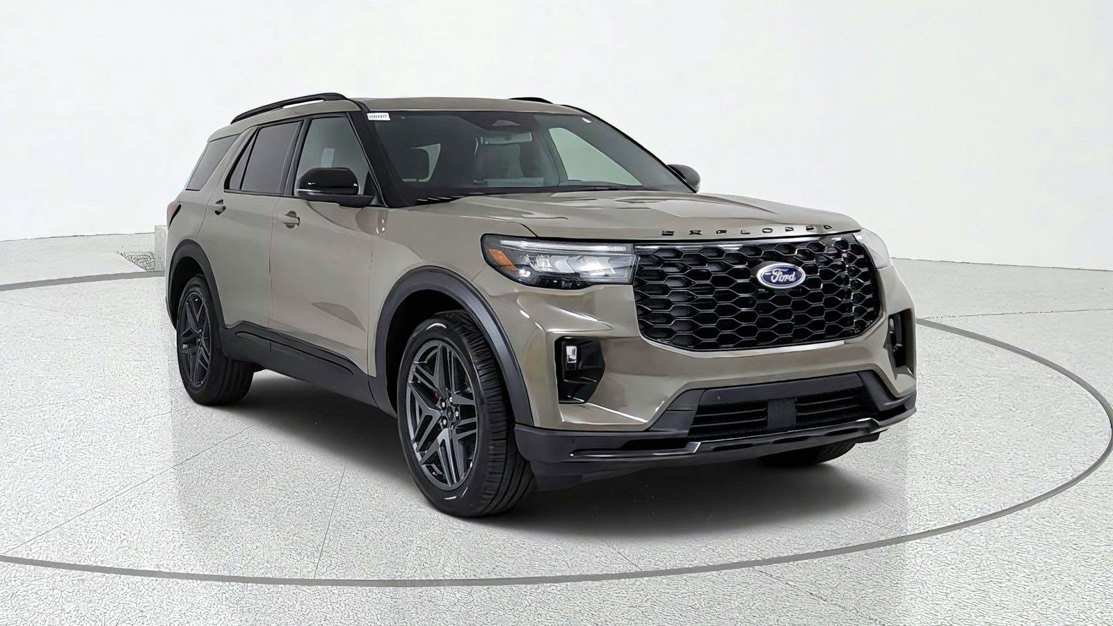 Used 2026 Ford Explorer ST-Line w/ ST-Line Street Pack AWD/4WD image 1