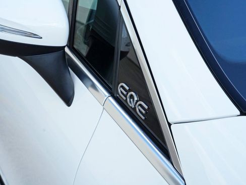 Used 2023 Mercedes-Benz EQE 500 4MATIC SUV w/ Exclusive Trim Package image 53