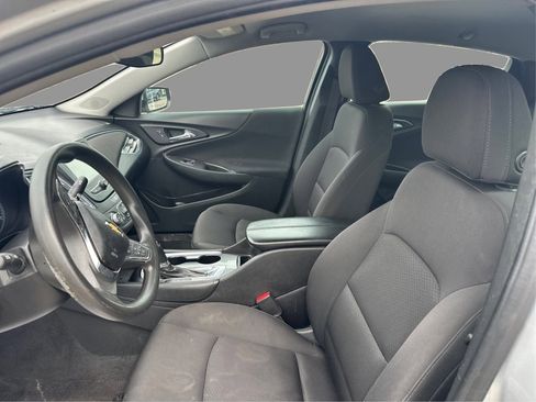 Used 2018 Chevrolet Malibu LT FWD image 10