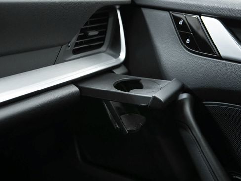Certified 2020 Porsche 911 Carrera S RWD image 32
