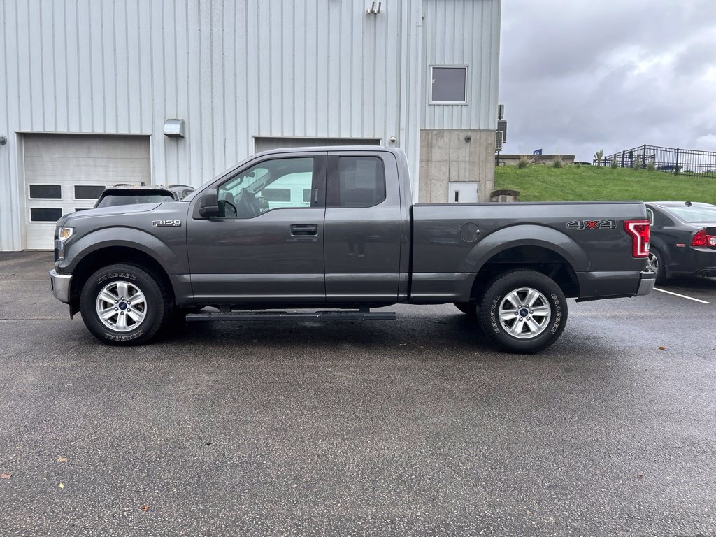Used 2017 Ford F150 XLT w/ Trailer Tow Package AWD/4WD image 29