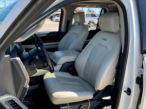 Used 2020 Ford Expedition Max Platinum image 8