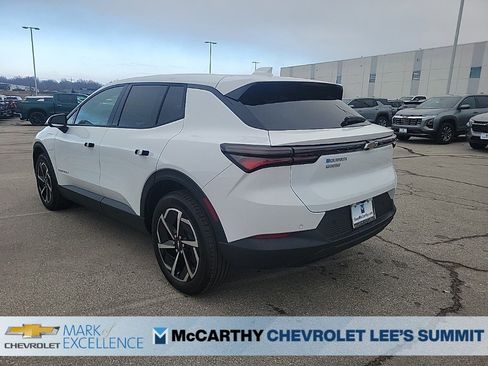 New 2026 Chevrolet Equinox EV LT image 6