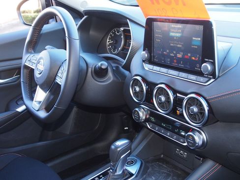 Used 2020 Nissan Sentra SR image 10