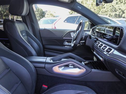 Used 2022 Mercedes-Benz GLE 53 AMG 4MATIC Coupe image 17