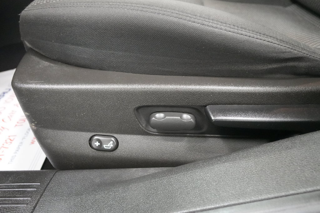 Used 2010 Chevrolet Malibu LT w/ Power Convenience Package FWD image 15