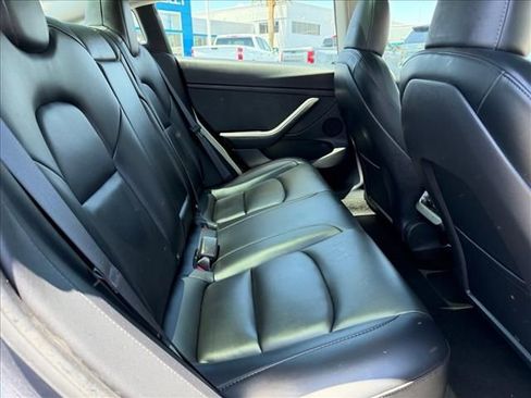 Used 2023 Tesla Model 3 Standard Range RWD image 10