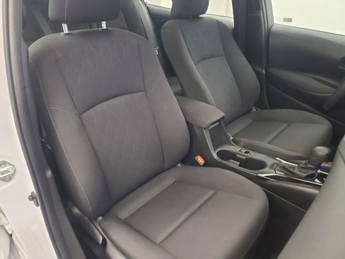 Used 2024 Toyota Corolla LE image 17