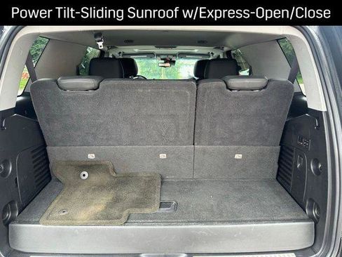 Used 2020 Cadillac Escalade Luxury image 23