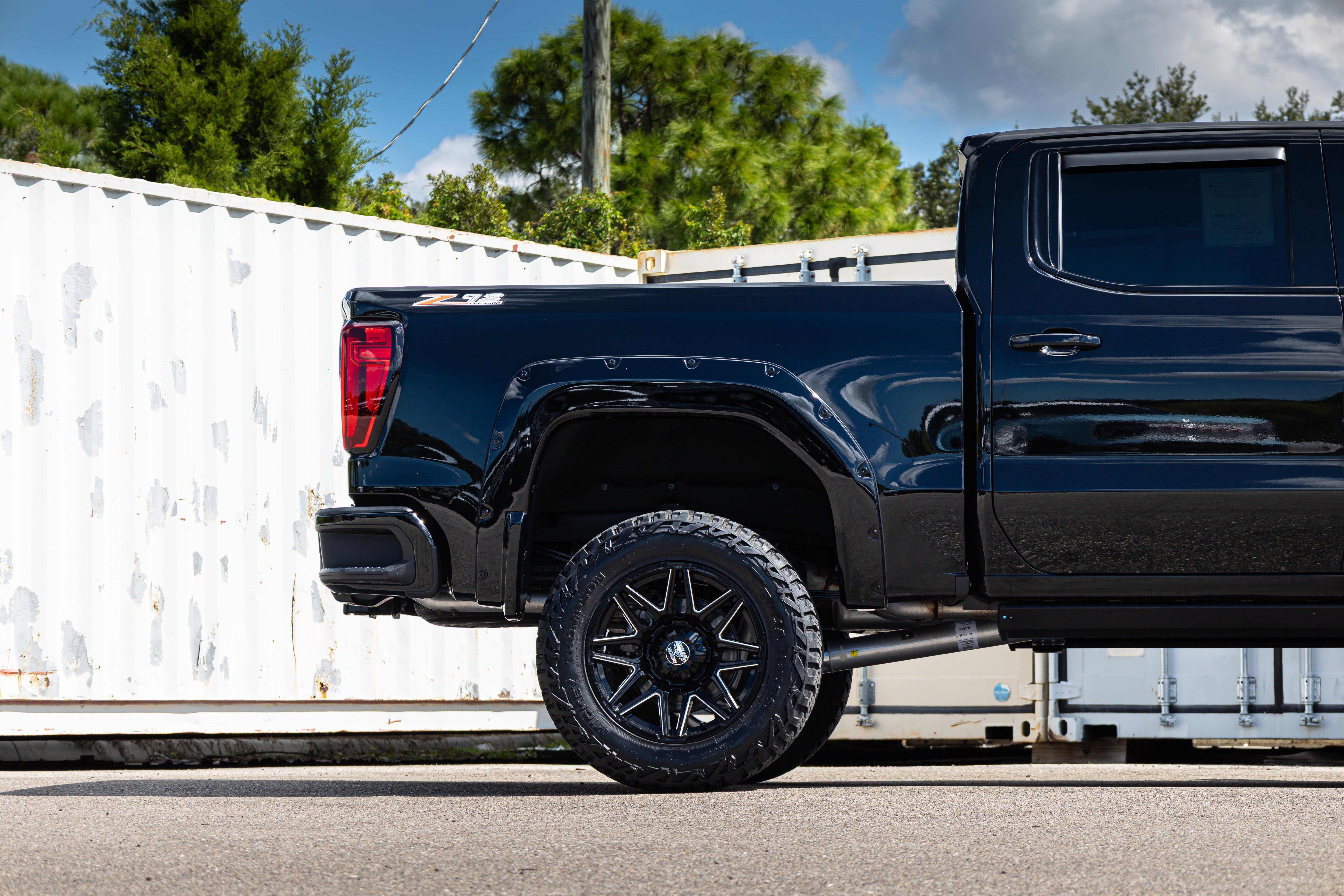 Used 2025 GMC Sierra 1500 AT4 w/ Technology Package AWD/4WD image 32