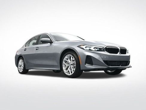 New 2026 BMW 330i xDrive Sedan w/ Premium Package image 27