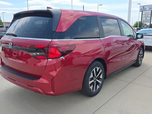 New 2026 Honda Odyssey EX-L image 5