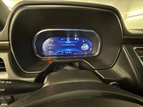 Used 2023 Chevrolet Tahoe LT w/ Luxury Package RWD image 20