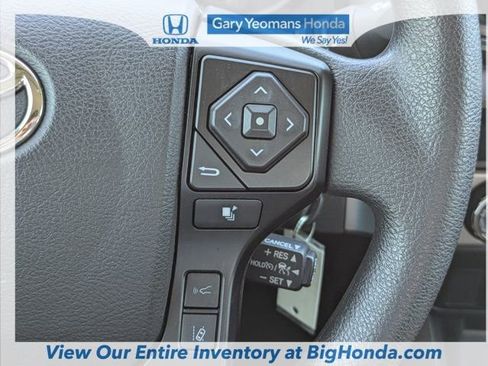 Used 2022 Toyota Tacoma SR image 25