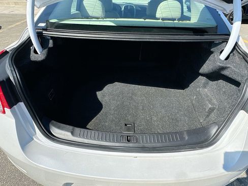 Used 2015 Chevrolet Malibu LT image 30