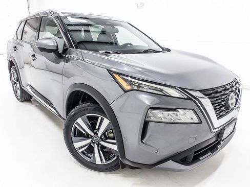 Used 2023 Nissan Rogue SL w/ SL Premium Package image 9