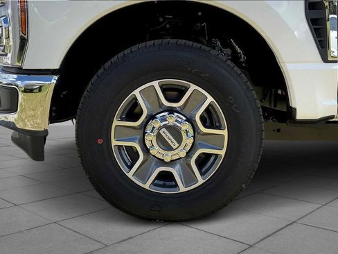 New 2026 Ford F350 Lariat image 12