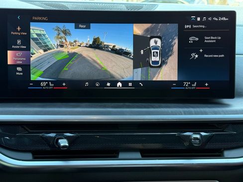 Used 2025 BMW X6 xDrive40i w/ Executive Package image 31