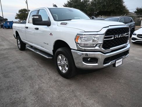 Used 2024 RAM 2500 Big Horn image 30