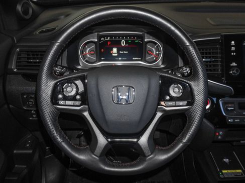 Used 2024 Honda Passport Black Edition image 26