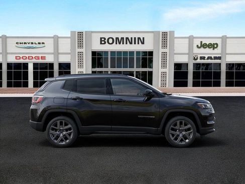 New 2026 Jeep Compass Latitude AWD/4WD image 21