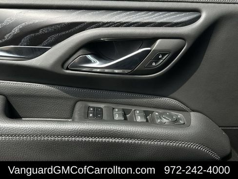 Used 2023 GMC Yukon XL Denali image 24