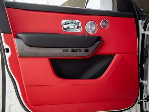 New 2026 Rolls-Royce Cullinan image 21