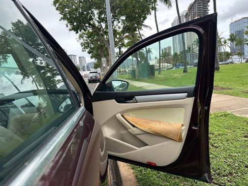 Used 2012 Volkswagen Passat 2.5 SE image 15