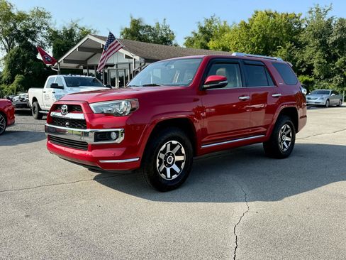 Used 2014 Toyota 4Runner Limited AWD/4WD image 6