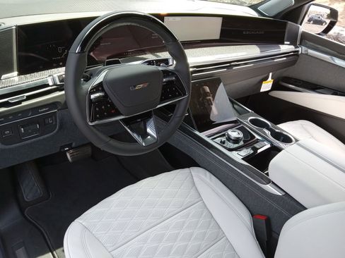 Used 2026 Cadillac Escalade V image 12