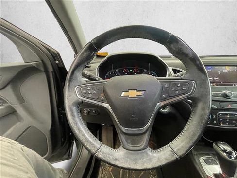 Used 2020 Chevrolet Equinox LT image 15