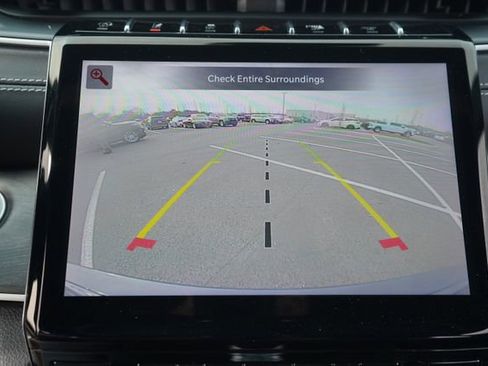 Used 2024 Jeep Grand Cherokee Limited image 27