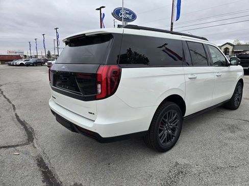 New 2025 Ford Expedition Max Platinum w/ Stealth Performance Package image 3