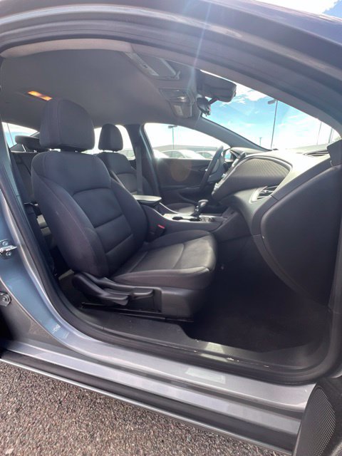 Used 2024 Chevrolet Malibu LT FWD image 34