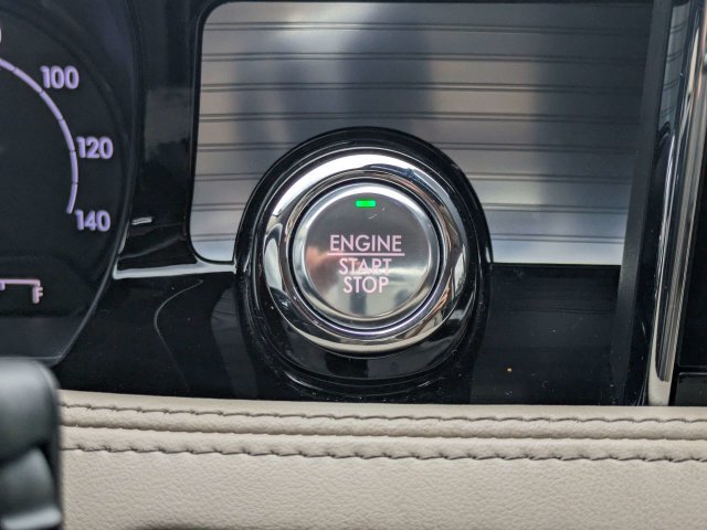 Used 2022 Lincoln Corsair FWD image 27