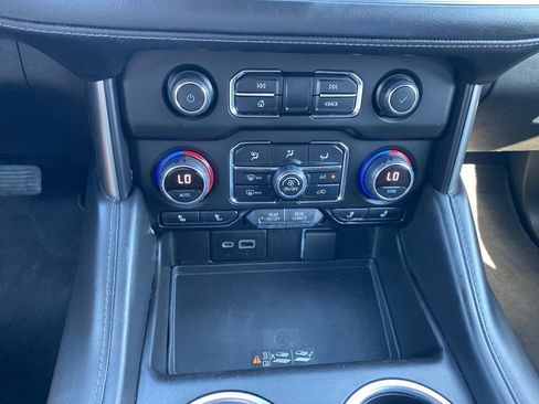 Used 2022 Chevrolet Tahoe Z71 w/ Z71 Off-Road Package image 36