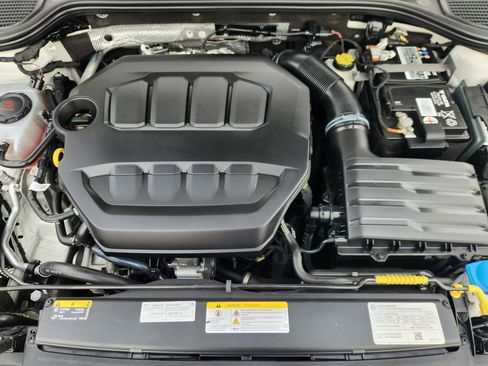 Used 2022 Volkswagen GTI S image 17