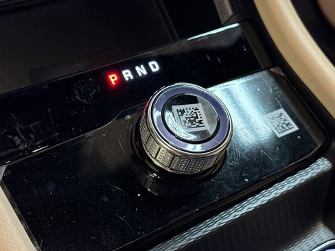 New 2025 Jeep Grand Cherokee Limited w/ Luxury Tech Group II image 21