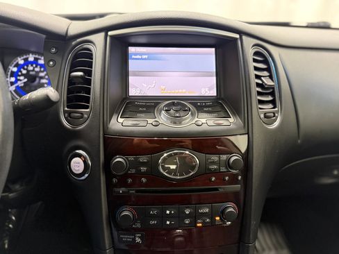 Used 2015 INFINITI QX50 Journey image 18