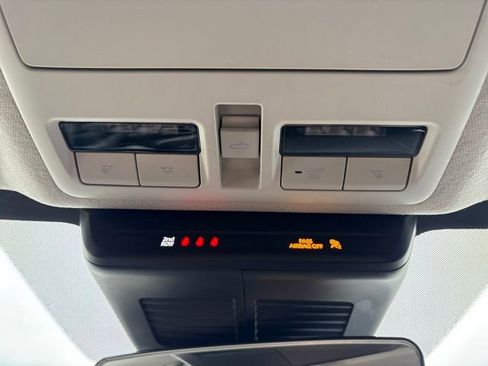 Used 2025 MAZDA CX-30 AWD 2.5 S w/ Preferred Package image 16