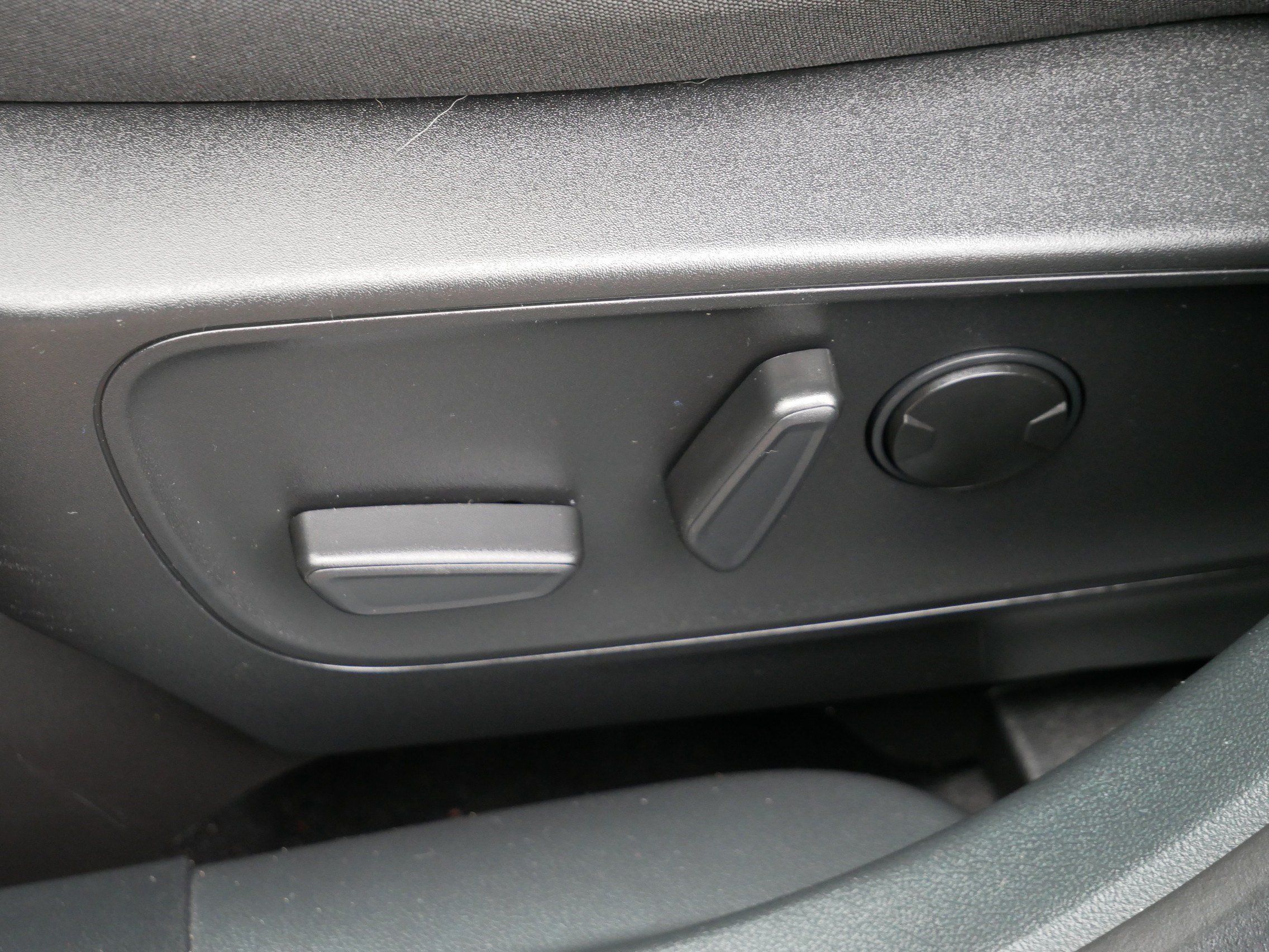 Used 2023 Ford Escape Active w/ Tech Pack #1 AWD/4WD image 21