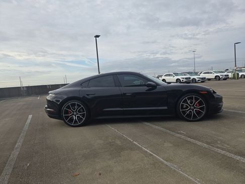 Used 2024 Porsche Taycan 4S image 4