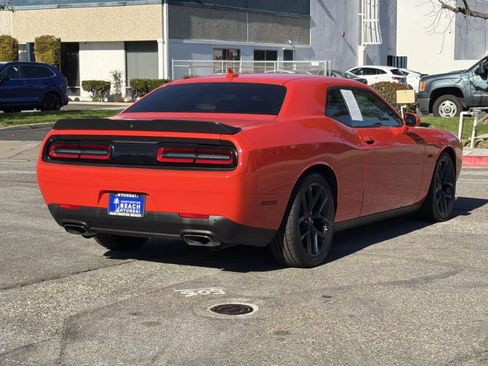 Used 2023 Dodge Challenger R/T w/ Blacktop Package image 4