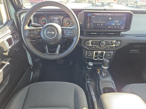 Used 2024 Jeep Wrangler Unlimited Sport AWD/4WD image 28
