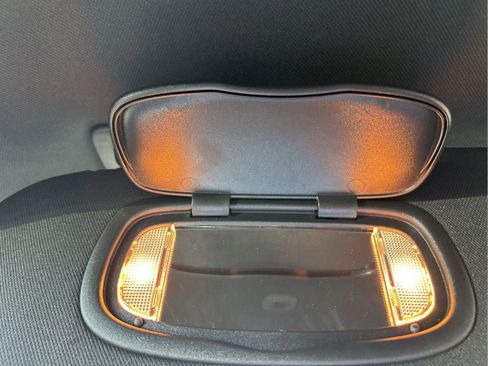 New 2026 Chrysler Pacifica Select image 22