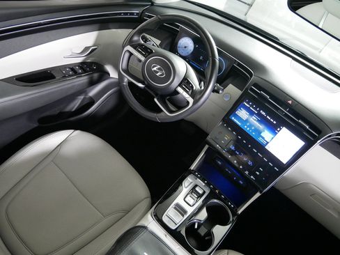 Used 2023 Hyundai Tucson Limited image 9
